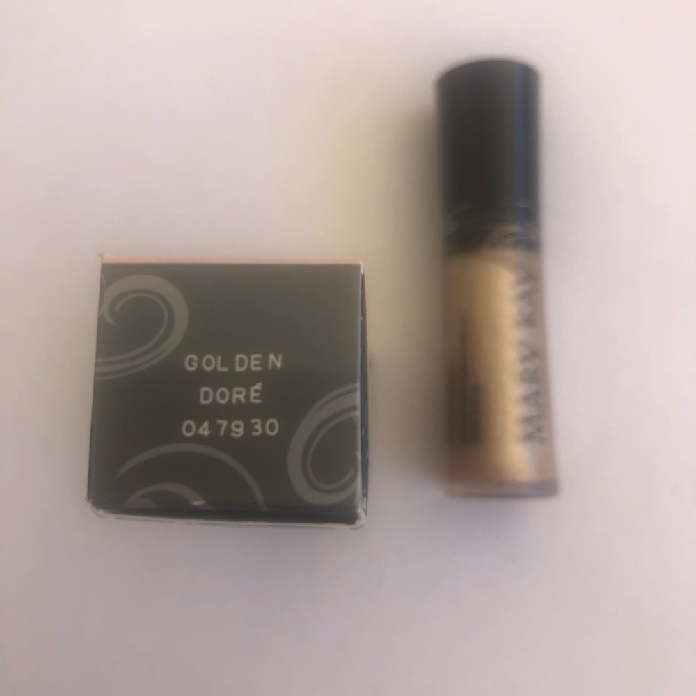 New Mary Kay Nourishine Plus Lip Gloss Golden Dore.